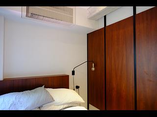 Central - 15, Peel Street 12