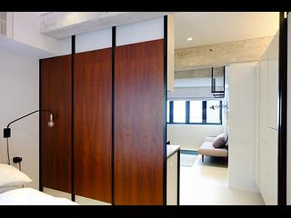 Central - 15, Peel Street 17