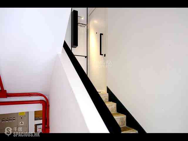Central - 15, Peel Street 23