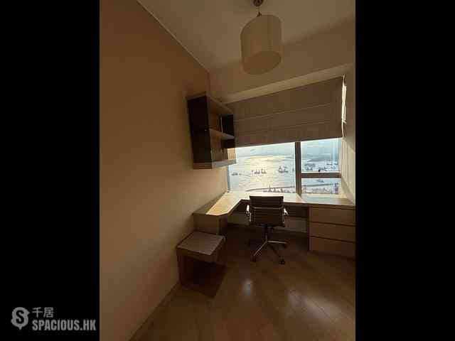 West Kowloon - The Cullinan (Tower 21 Zone 2 Luna Sky) 11