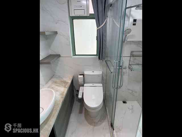 Wan Chai - Royal Court 11