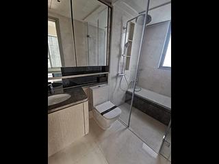 Wong Chuk Hang - The Southside Phase 1 Southland Tower 1A 03