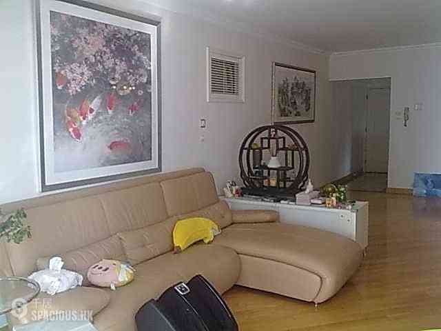 Pok Fu Lam - Baguio Villa Block 27 02