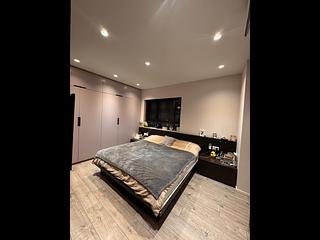 Pok Fu Lam - Baguio Villa Block 27 06