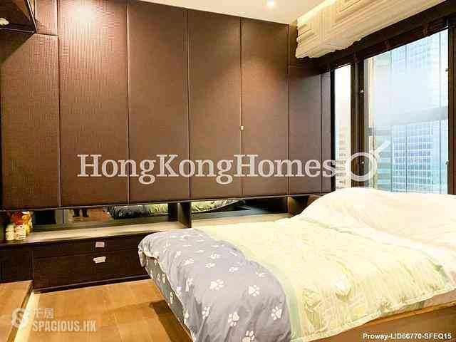 Wan Chai - Convention Plaza Apartments 06