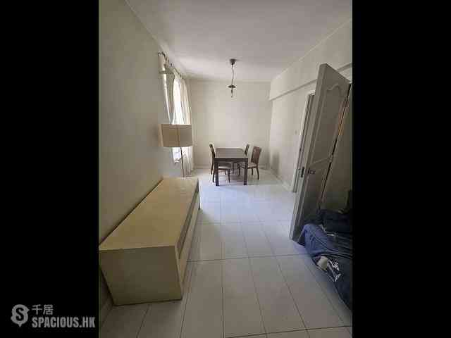 Sheung Wan - Wing Fai Building 03