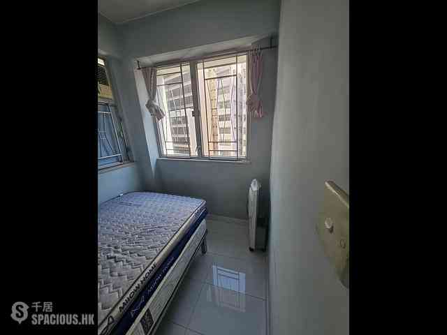 Sheung Wan - Wing Fai Building 05
