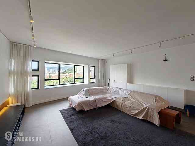 Mid Levels Central - Birchwood Place 03