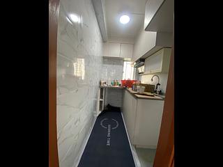 Sai Ying Pun - Siu Cheung Building 03