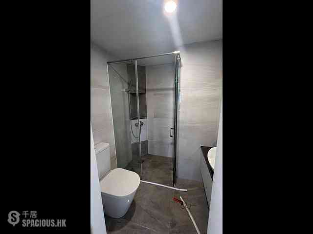 Shau Kei Wan - EAST 17 04