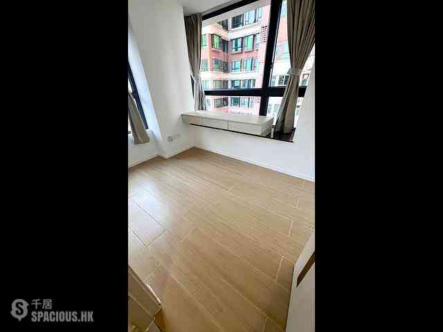Shau Kei Wan - EAST 17 14