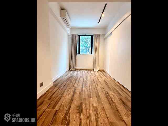Wan Chai - Ming Yan Mansion 04