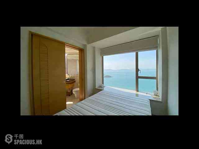 Kennedy Town - Cadogan 09