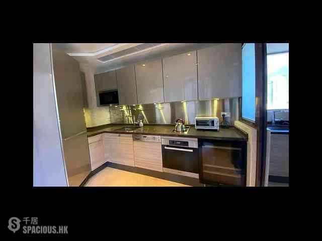 Kennedy Town - Cadogan 10