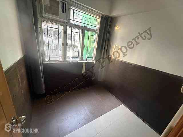 Prince Edward - Man Hing House 03