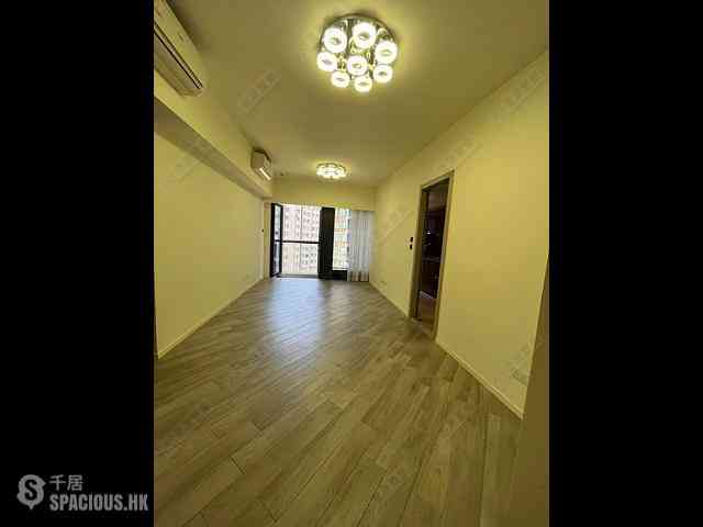 North Point - Fleur Pavilia Tower 2 06