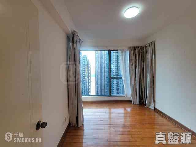 Tai Kok Tsui - Island Harbourview 17