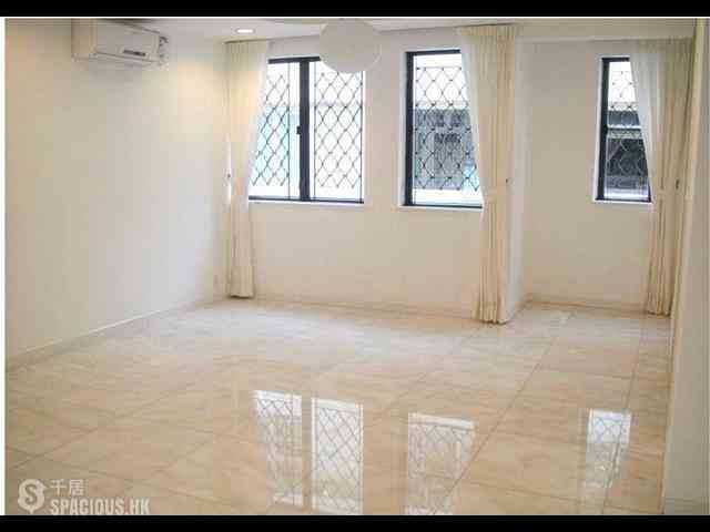 Mid Levels Central - 6B-6E, Bowen Road 06