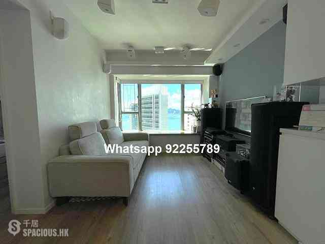 Sheung Wan - Queen's Terrace 02