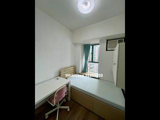 Sheung Wan - Queen's Terrace 09