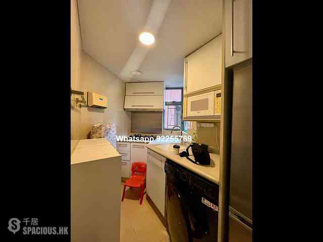 Sheung Wan - Queen's Terrace 11