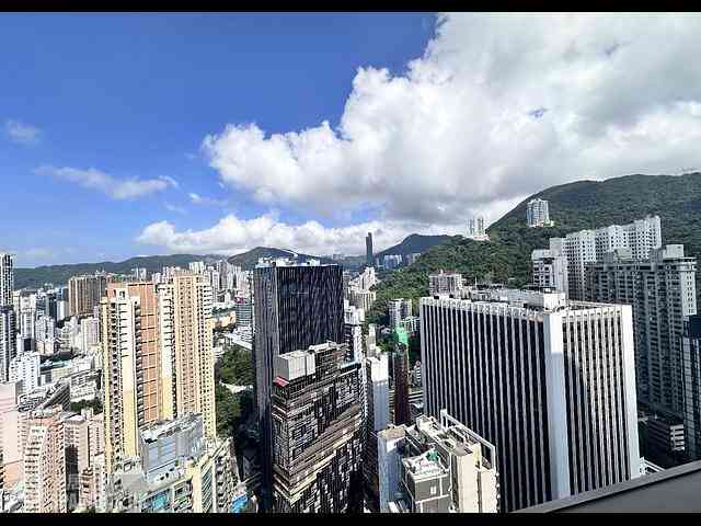 Wan Chai - The Avenue Phase 2 Block 2 01