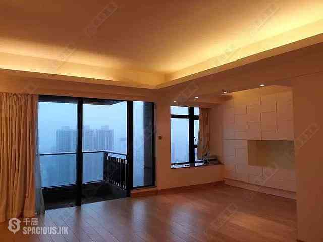 West Kowloon - The Arch 01
