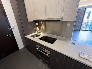 Wan Chai - J Residence 05
