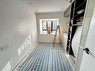 Happy Valley - The Broadville 04
