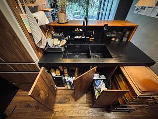Stubbs Road - The Notting Hill 13