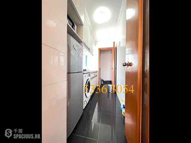 Sheung Wan - Medal Court 03