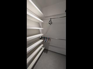 Sheung Wan - 17, Ko Shing Street 05