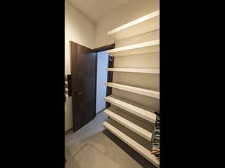 Sheung Wan - 17, Ko Shing Street 06