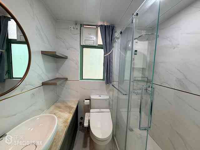 Wan Chai - Royal Court 11