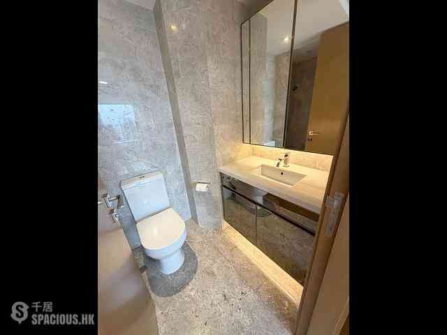 Sai Ying Pun - The Nova 08