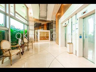 Pok Fu Lam - Villas Sorrento 15