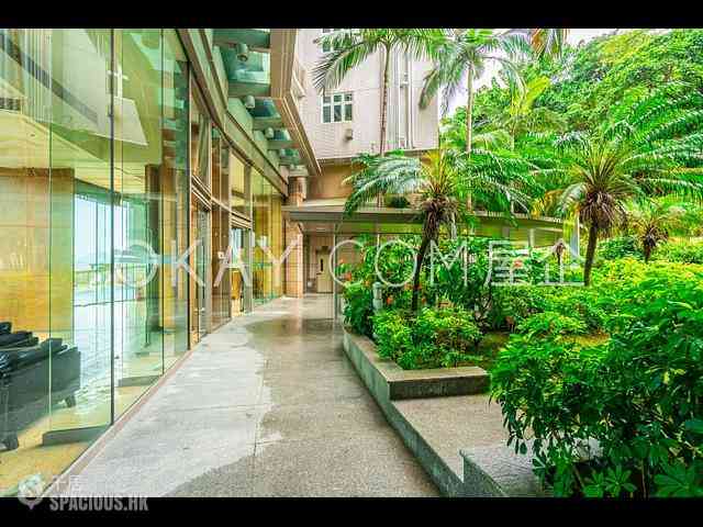 Pok Fu Lam - Villas Sorrento 16