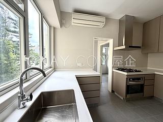 Chung Hom Kok - Villa Piubello 10