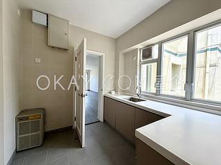 Chung Hom Kok - Villa Piubello 11