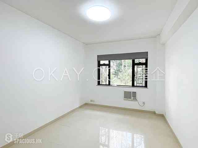 Mid Levels West - Hing Wah Mansions 10