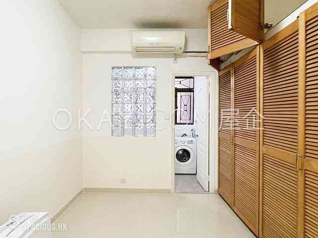 Mid Levels West - Hing Wah Mansions 16
