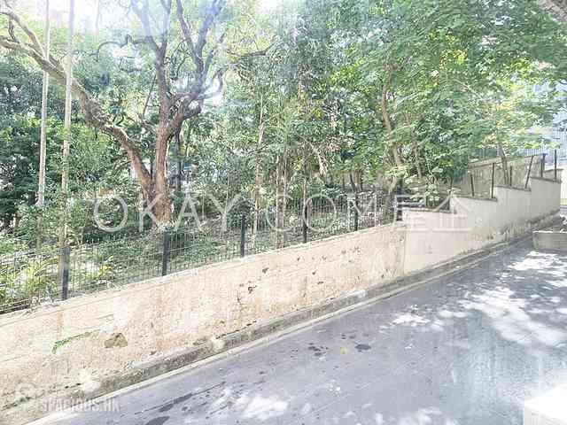 Mid Levels West - Hing Wah Mansions 18