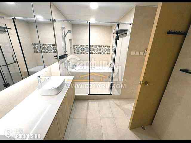 Mid Levels Central - Clovelly Court 05