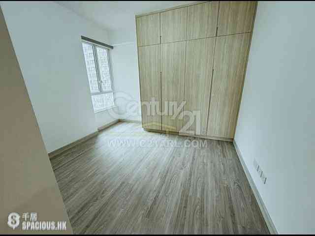 Mid Levels Central - Clovelly Court 07
