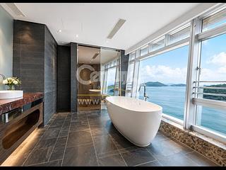 Repulse Bay - The Lily 06