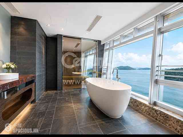 Repulse Bay - The Lily 06