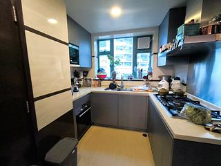 Pok Fu Lam - Royalton Phase 2 03