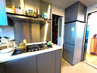 Pok Fu Lam - Royalton Phase 2 04