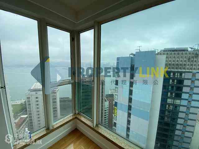 Sheung Wan - Queen's Terrace 01
