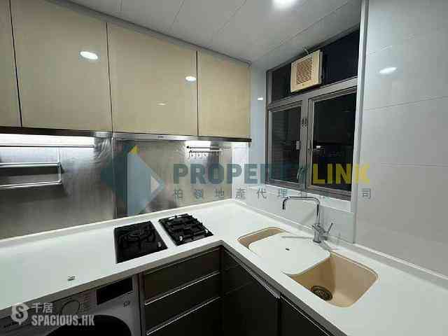 Sai Ying Pun - Island Crest 11